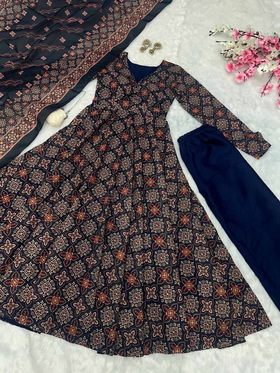 New Arrival Traditional Wear Anarkali Gown