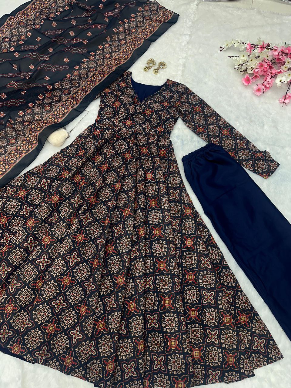 New Arrival Traditional Wear Anarkali Gown
